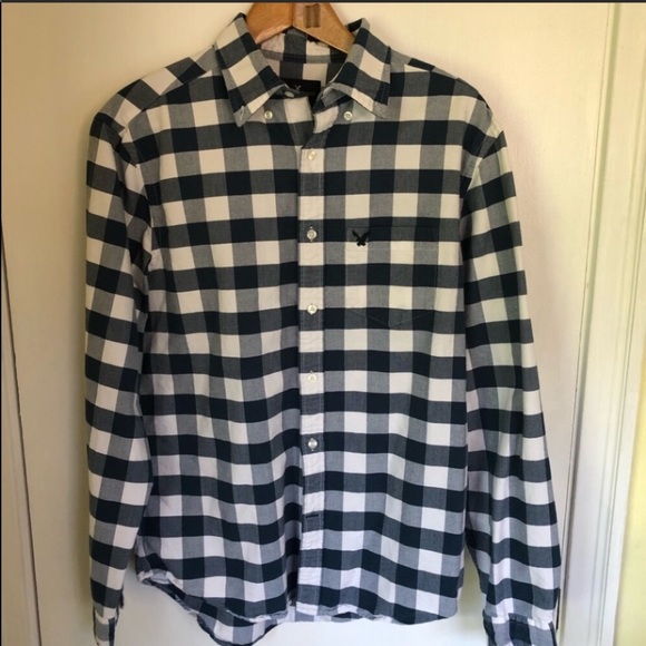 American Eagle Button Down Top Blue & White Size: M